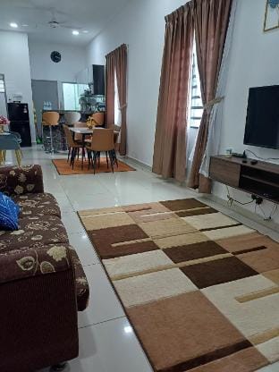 Her's Homestay Vacation rental in Bahau