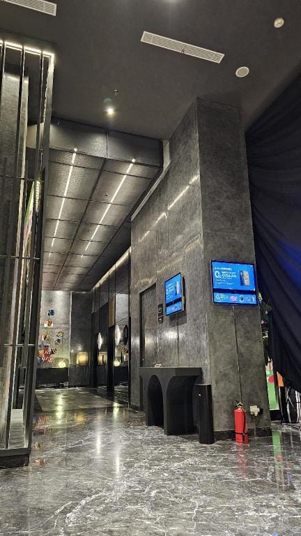 Collins AT By LiviRooms Tangerang Apartment in West Java