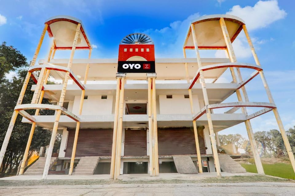Hotel O SK Hotel in Uttar Pradesh