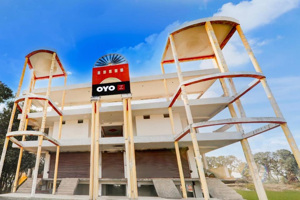 Hotel O SK Hotel in Uttar Pradesh