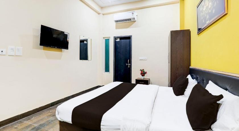 Super Hotel O Arjun Ganj Hotel in Lucknow