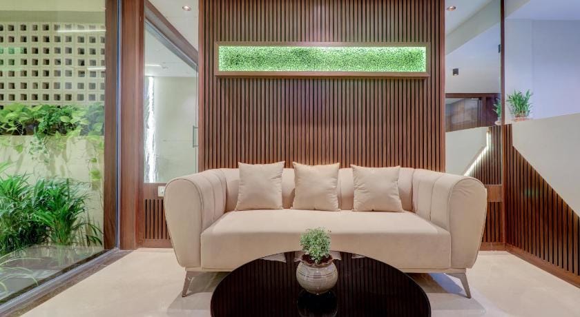 Amar Residency Hotel in Mumbai