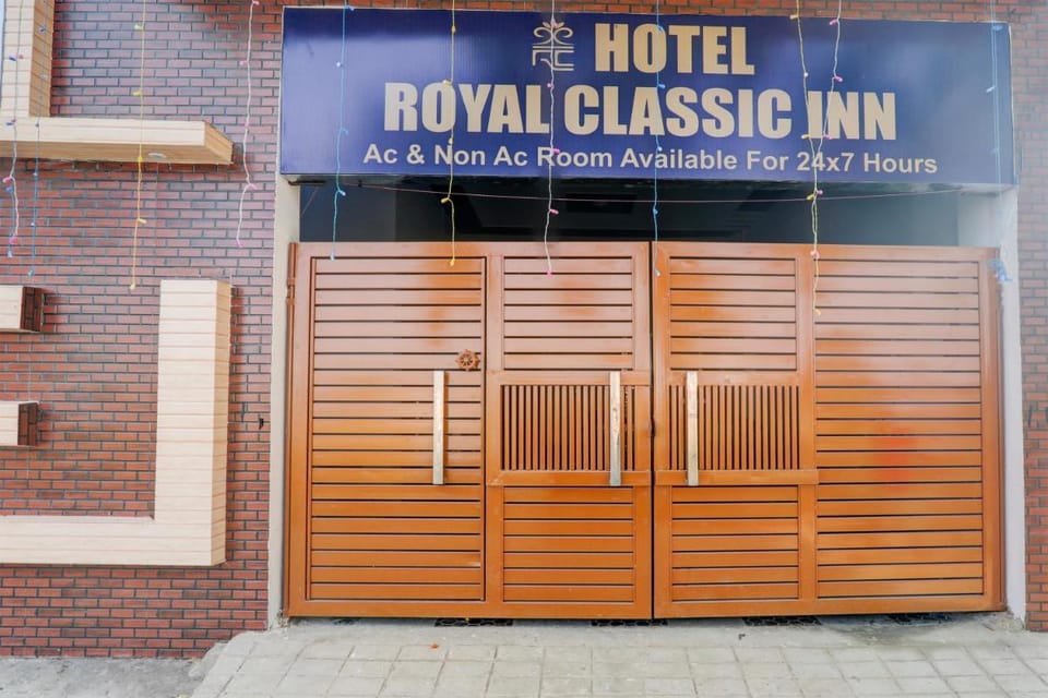 Hotel O Royal Classic Inn Hotel in Uttar Pradesh