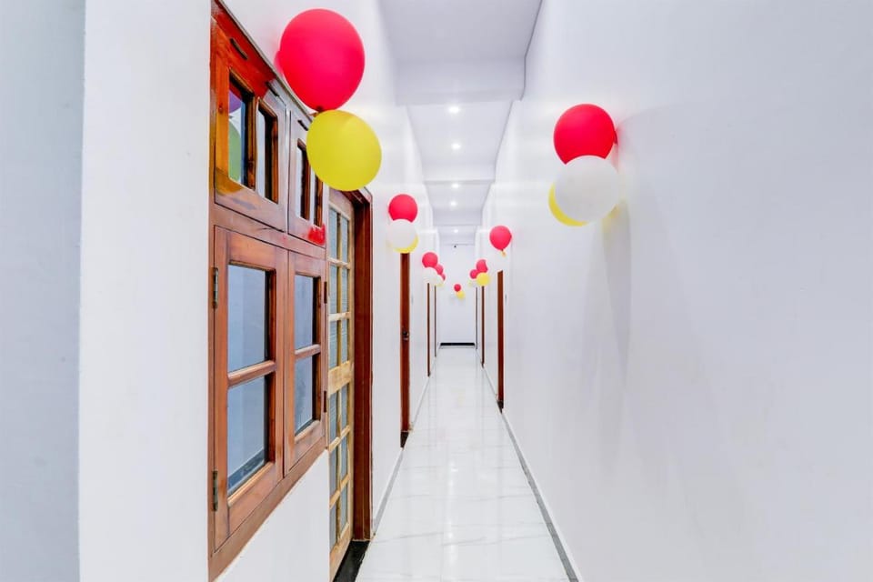 Hotel O Royal Classic Inn Hotel in Uttar Pradesh