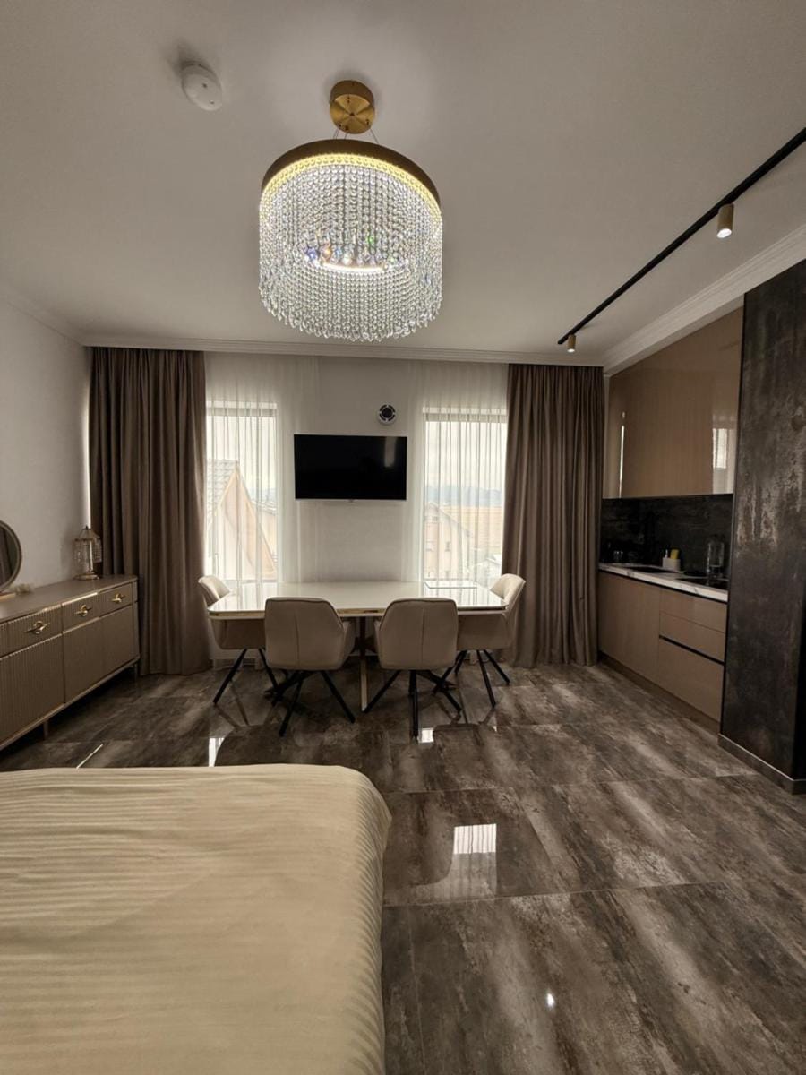 Galactic&Ludmila Suite SPA Hotel in Brașov County