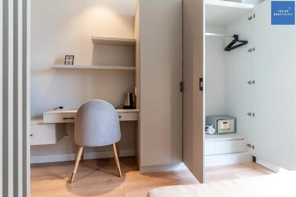 The Lancaster Le Thanh Ton Apartments D1 Apartment in Ho Chi Minh City