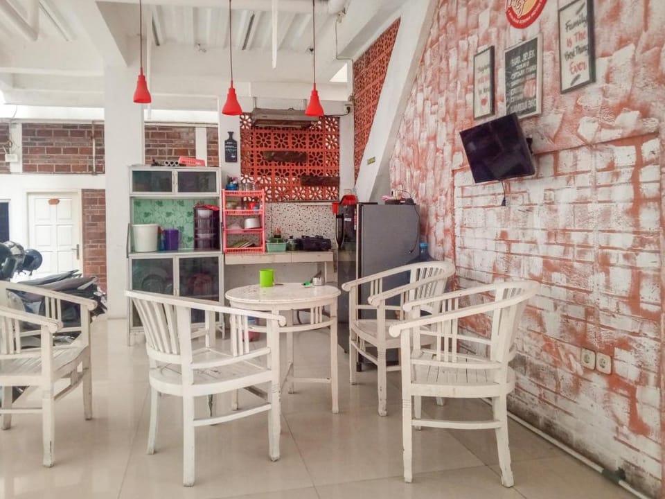 King Puntodewo Guesthouse RedPartner Hotel in Yogyakarta