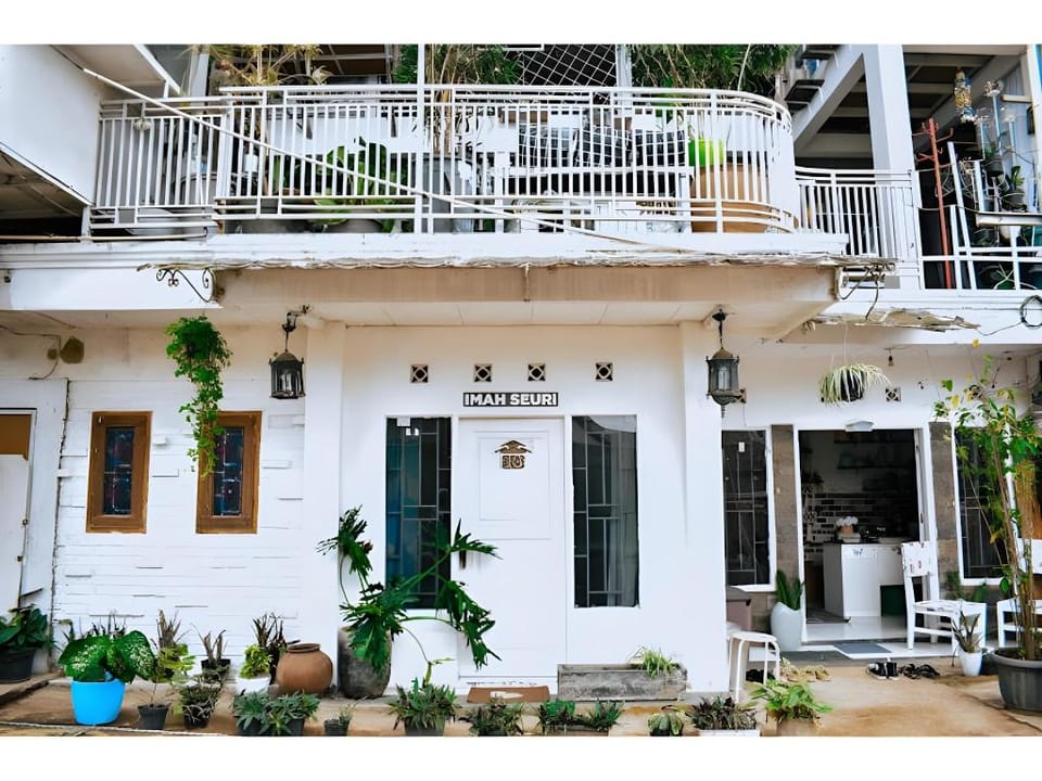 Imah Seuri Hotel in Parongpong