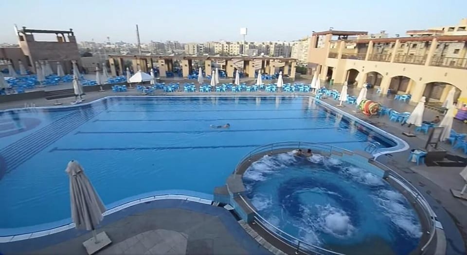 luxuries Apt in new Cairo behind Point 90 mall Apartment in New Cairo City