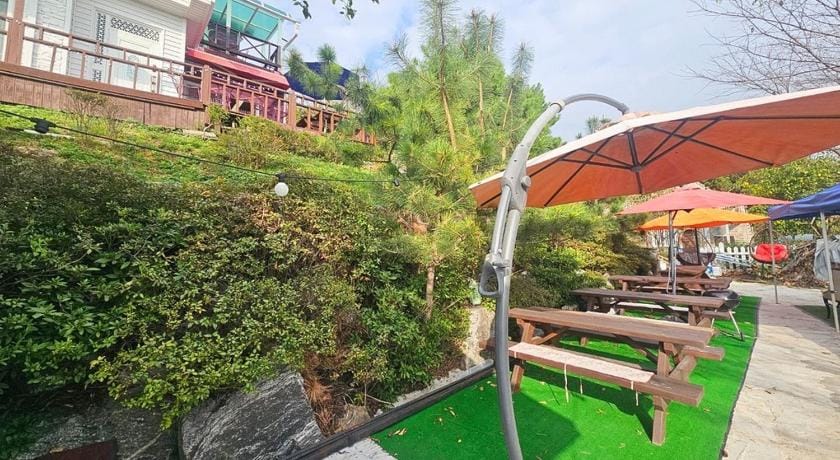 Seonjaedo Shalom Private Pension Bed and Breakfast in Gyeonggi-do