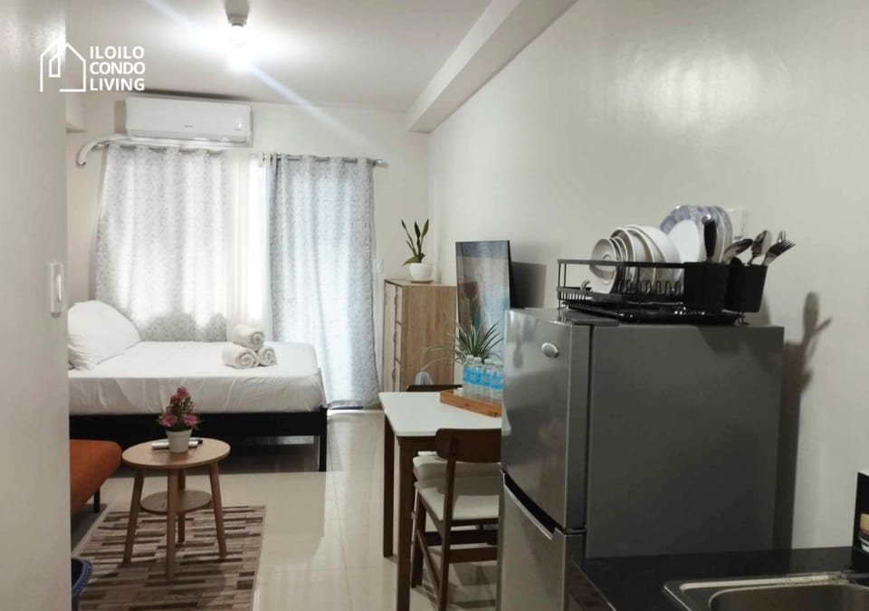 Studio unit with balcony - Iloilo Condo Living Apartment in Iloilo City