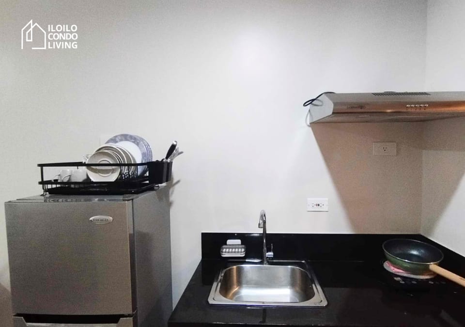 Studio unit with balcony - Iloilo Condo Living Apartment in Iloilo City