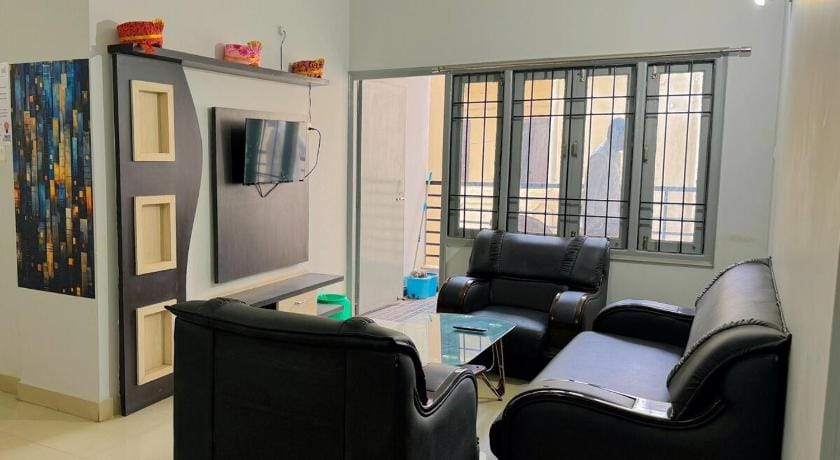 The Luxe Lounge 102 Flat 2bhk Apartment in India