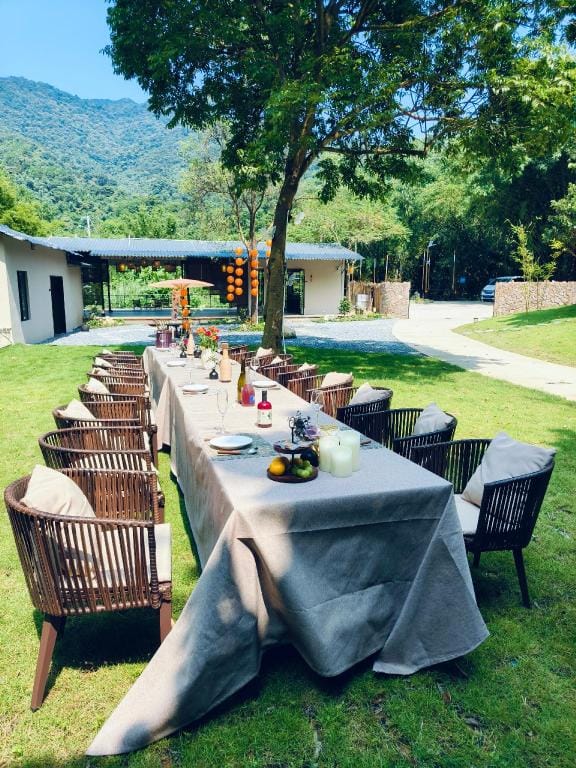 Xiyang Yishan Jing Si Tang Resort Courtyard Country House in Guangdong