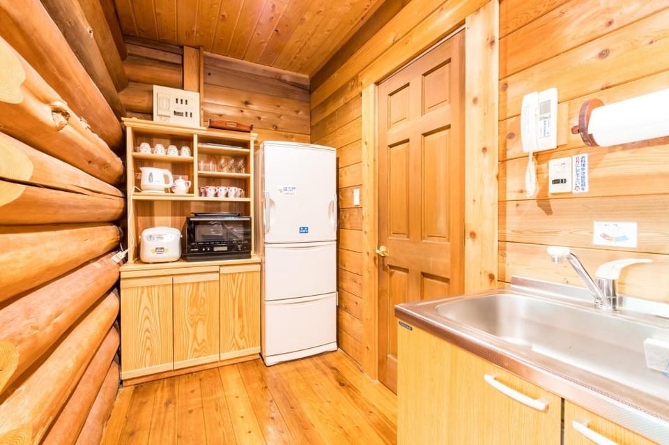 プライベートフォレスト　ログコテージ茶臼の森　 Lodge in Japan