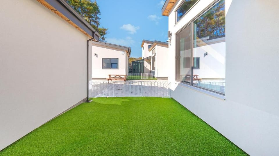 stay osolchae pool villa pension Bed and Breakfast in South Korea