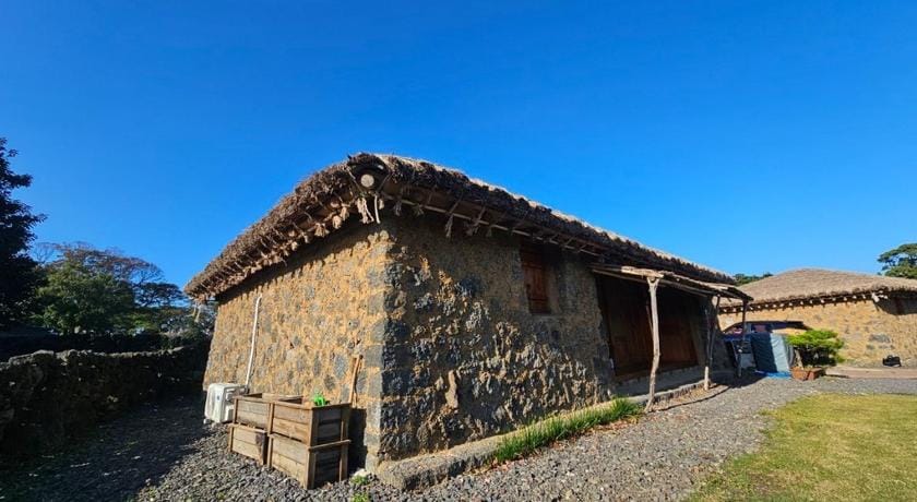 Jeju Gopdeulak Bed and Breakfast in South Korea