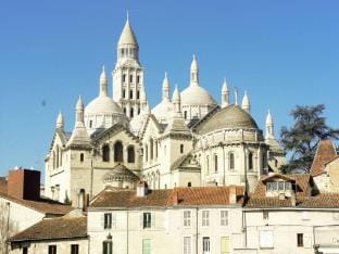 Marvelous Holiday Home in Issac with Swimming Pool Vacation rental in Occitanie