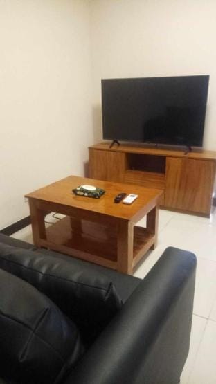 Two Bedroom Unit very close to Airport Apartment in Pasay
