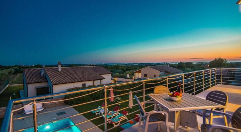 Stefanja Modern retreat Villa in Pula