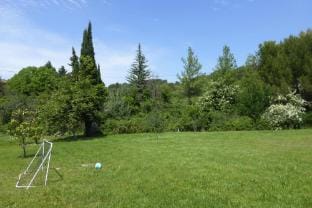 Holiday home with shared pool in Malaucene Apartment in Malaucène