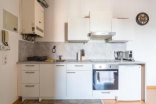 Leoben: Praktische Lage | 3 Gäste | 10 Min zur Uni Apartment in Styria