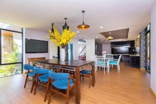 Green Villa Near Beach - Large Swimming Pool Villa in Vung Tau