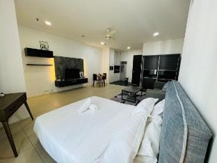 Arcoris Mont Kiara by DeUrban ACRA22509 Apartment in Petaling Jaya