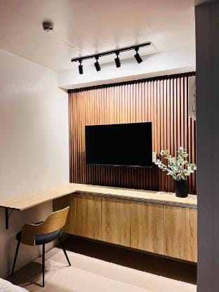 Plumera Mactan Near Mactan Cebu Airport | LapuLapu Apartment in Lapu-Lapu City