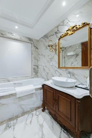 2 bedroom in Trich Sai place Apartment in Hanoi