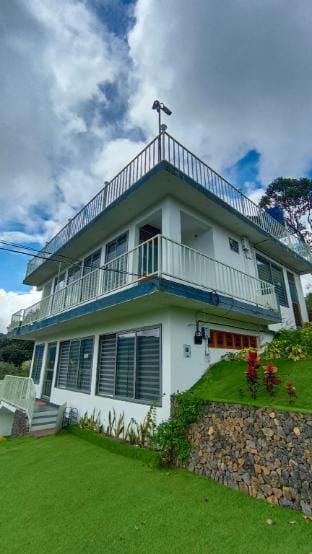 House Of Navaratna, Vagamon  Vacation rental in Kerala