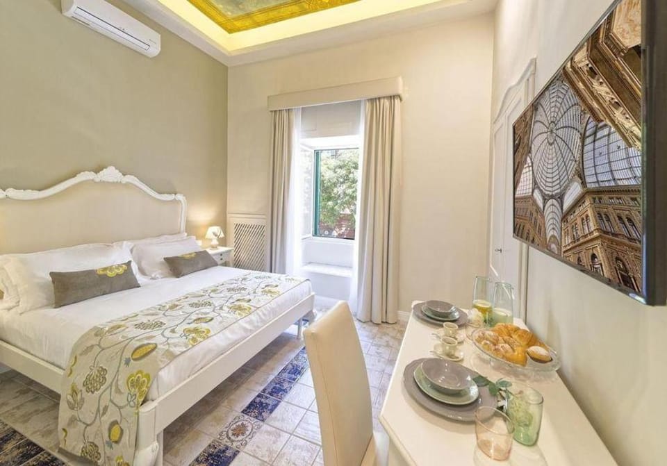 Certosa Suite Hotel in Naples