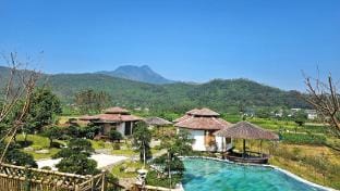 VIPASSANA BA VÌ RETREAT Villa in Laos