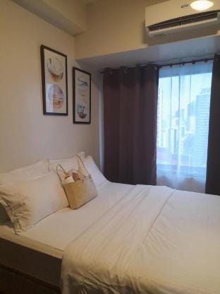 Air4259 Bahay Kubo Apartment in Makati