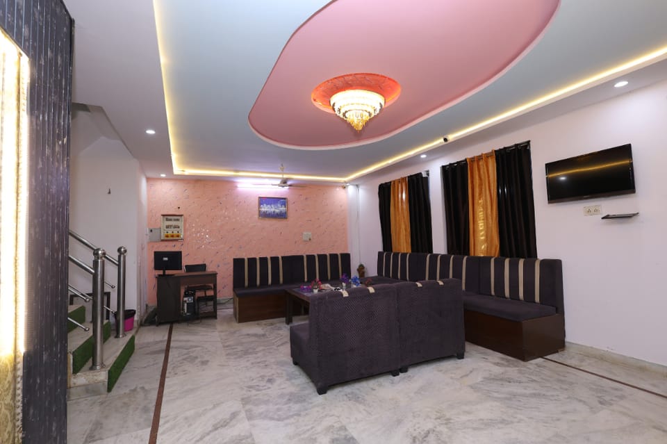 Hotel NoVo Agra - Comfortable Stay Hotel in Agra