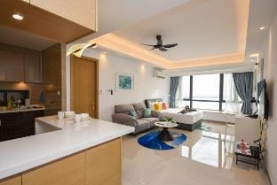 Ultimate Seaview! R&F Luxury Studio with Arcade Game! Apartment in Johor Bahru