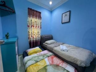 Nawra Iman Guest House Vacation rental in Terengganu, Malaysia
