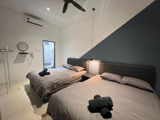 FunkyVila5 16PX 4BR Near188Tower, Artstreet, HTTA Vacation rental in Pahang, Malaysia
