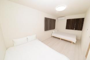 NYHotel3 Shinjuku 2nd Floor 3 Rooms 1 Bathroom 1 Shower 2 Toilets Vacation rental in Shinjuku