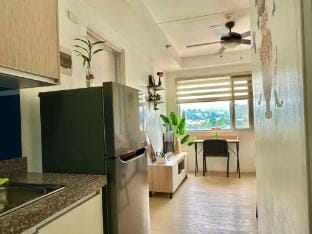 Spacious 1-Bedroom Condo-Ortigas Ave with Queenbed Apartment in Antipolo