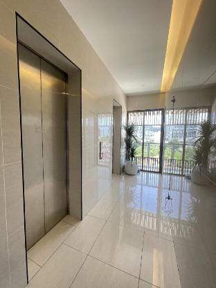 PRIVATE and Luxury Condominium Seaview Unblock  Vacation rental in George Town