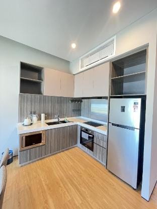 PRIVATE and Luxury Condominium Seaview Unblock  Vacation rental in George Town
