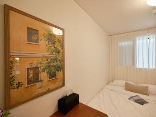 HongDae Univ. 홍대입구/3룸/4베드/주차1대무료/감성숙소/장기환영/홍대스테이 Vacation rental in Seoul