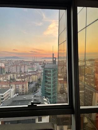 studio with view of the sea next to metro station Apartment in Istanbul