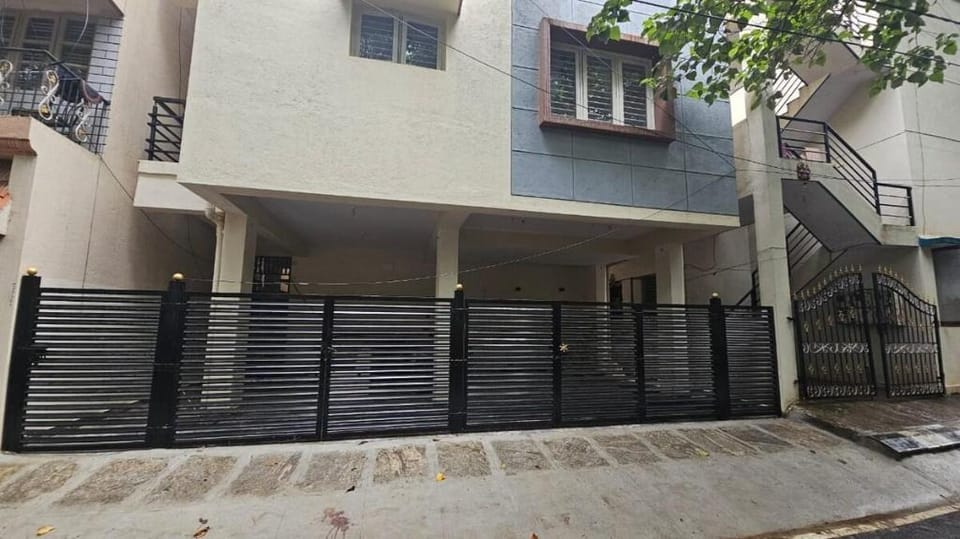 Charming 2 BHK Retreat in Yelahanka Apartment in Bengaluru