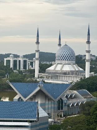 Alenia Suites Shah Alam by The Siblings #166 Apartment in Selangor, Malaysia