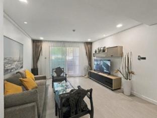 One Bedroom at hua Hin Main Downtown with 5 Mins walk To Beach Apartment in Hua Hin District