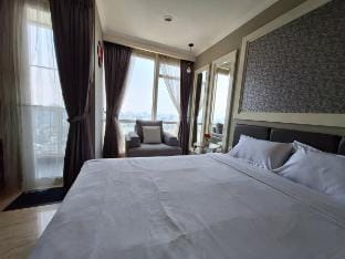 Menteng Park Apartment, Stylish, Homy, City View Apartment in Jakarta