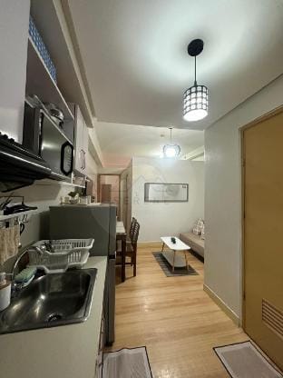 Serene Condostay @ Fairview Apartment in Quezon City