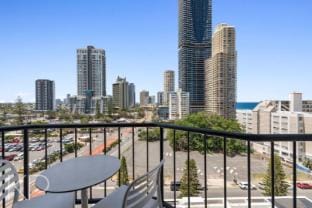 Surfers Paradise Beach & Ocean View Unit (Level 9) Apartment in Surfers Paradise Boulevard